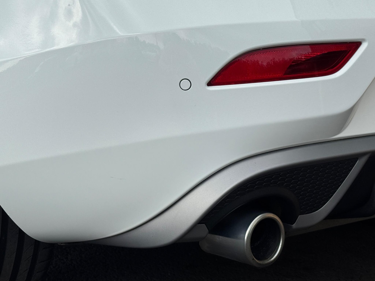 Used Volvo V40 2019 for sale - 76886117: Photo 30