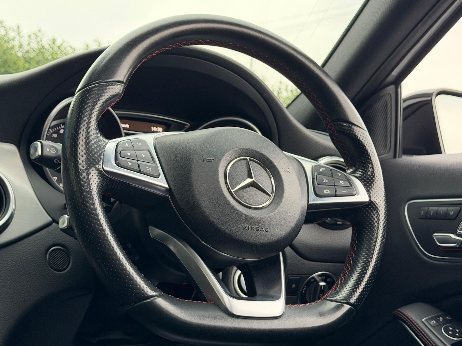 Used Mercedes-Benz GLA 2018 for sale - 77612912: Photo 43