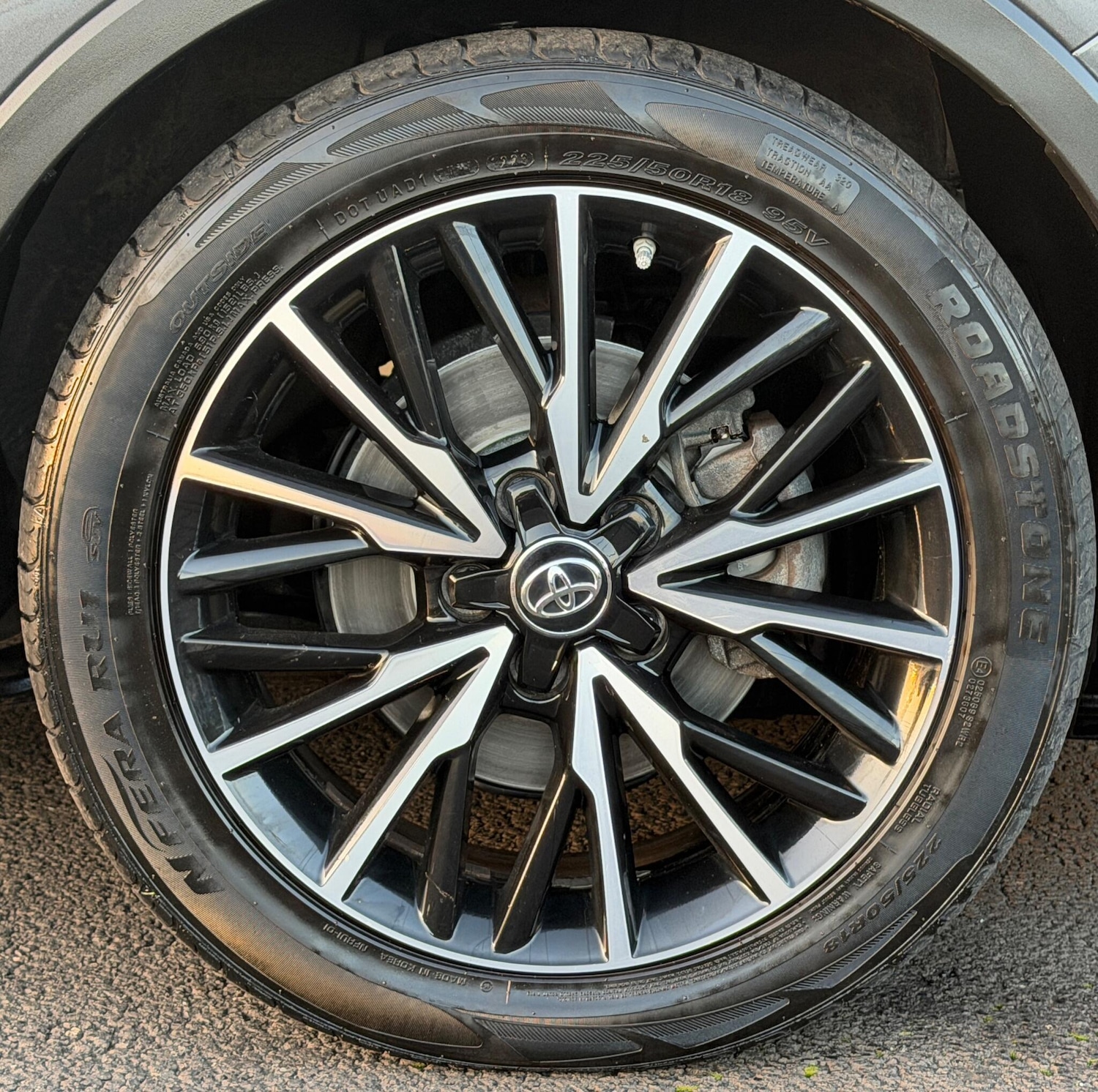 Used Toyota C-HR for sale - 76887456: Photo 12