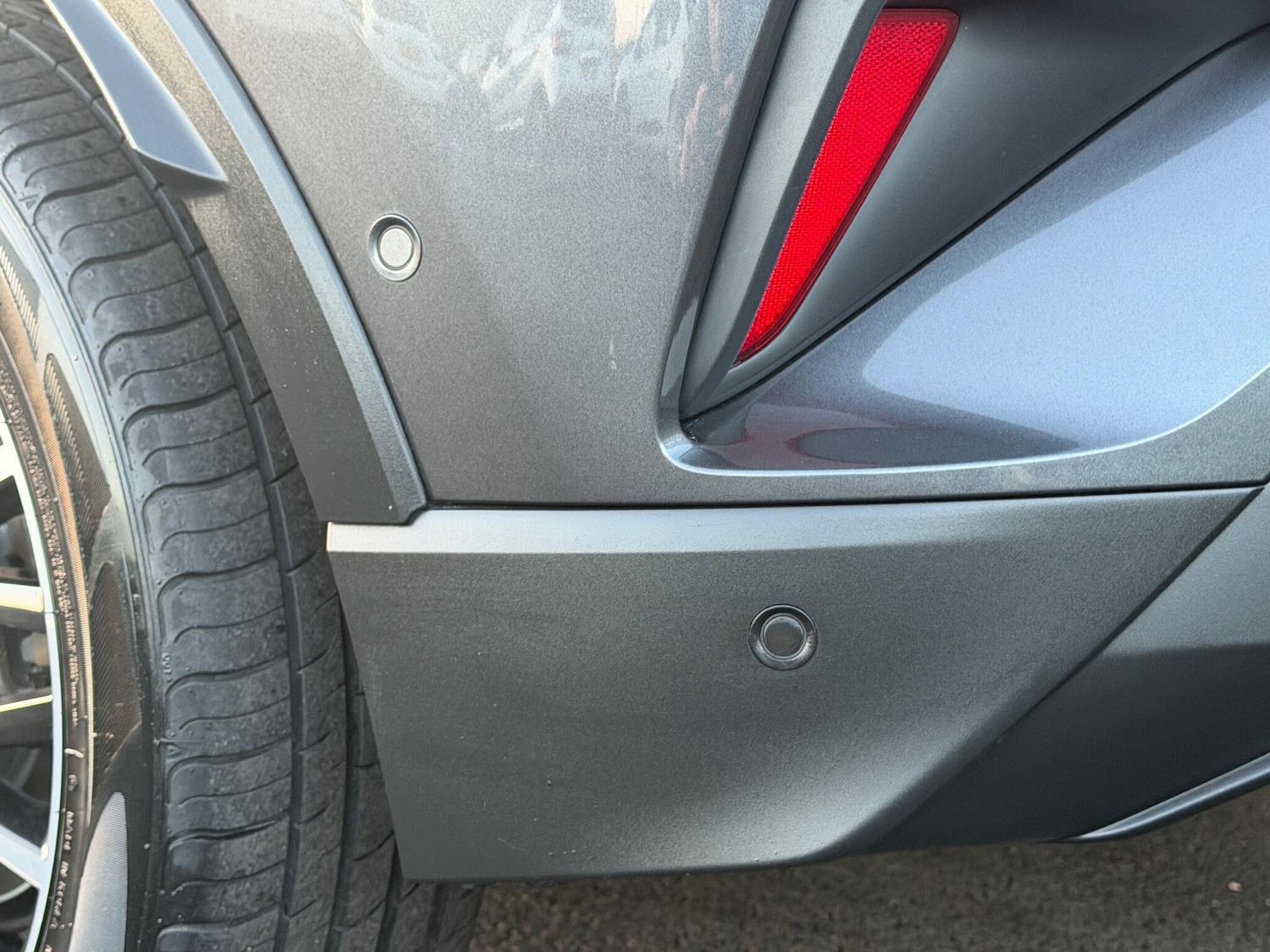 Used Toyota C-HR for sale - 76887456: Photo 31