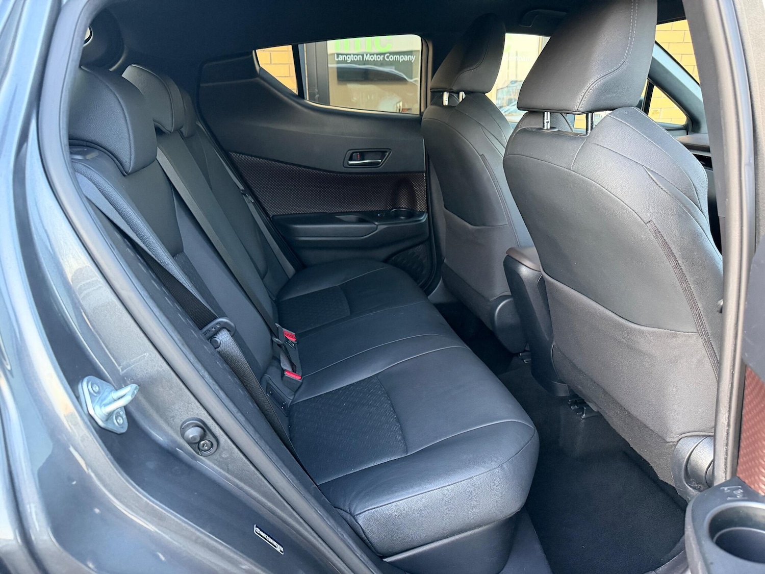 Used Toyota C-HR for sale - 76887456: Photo 37