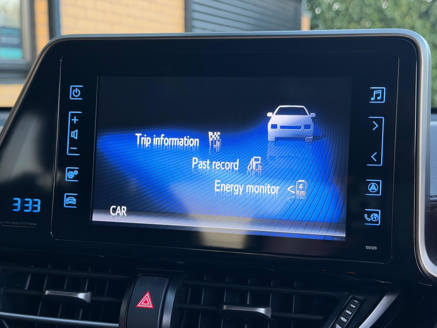 Used Toyota C-HR for sale - 76887456: Photo 51