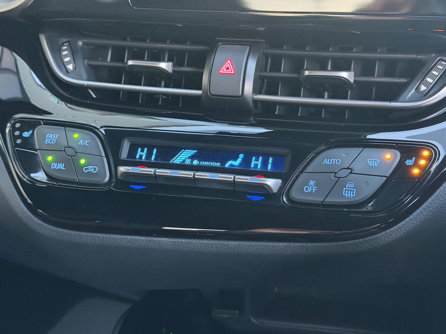 Used Toyota C-HR for sale - 76887456: Photo 56