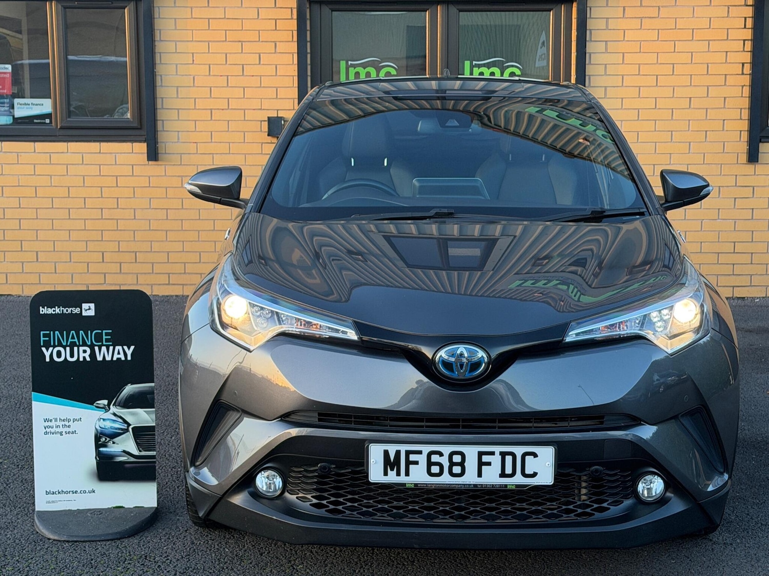 Used Toyota C-HR for sale - 76887456: Photo 6