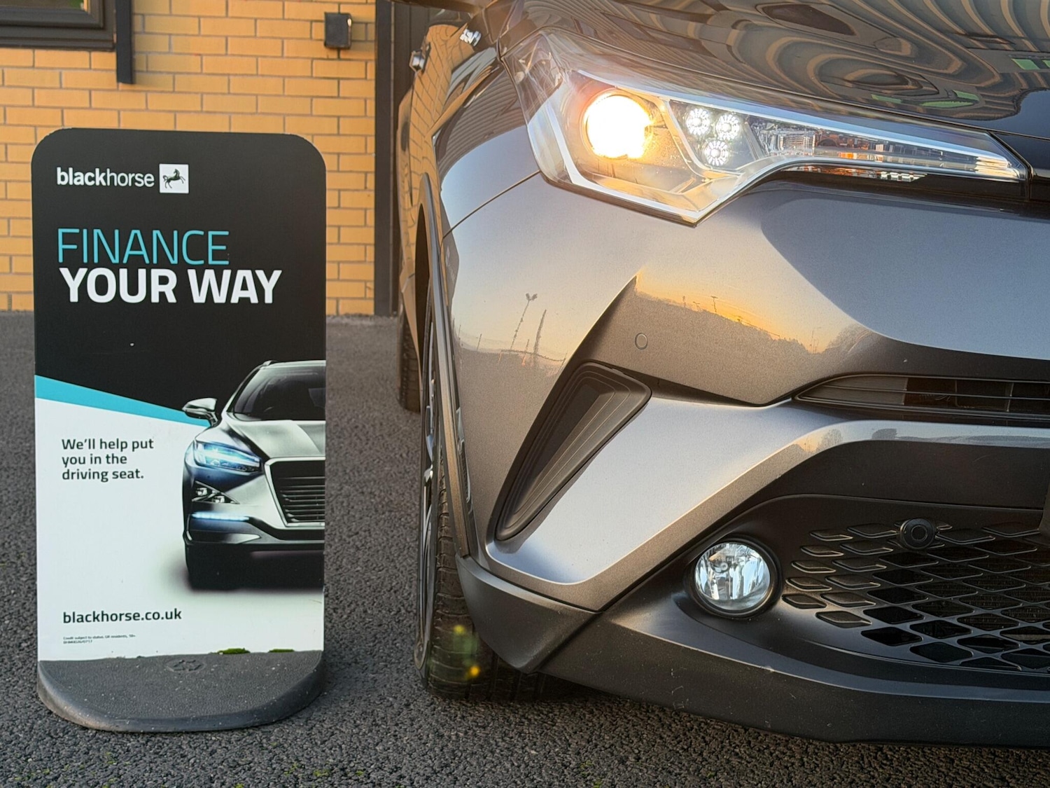 Used Toyota C-HR for sale - 76887456: Photo 7