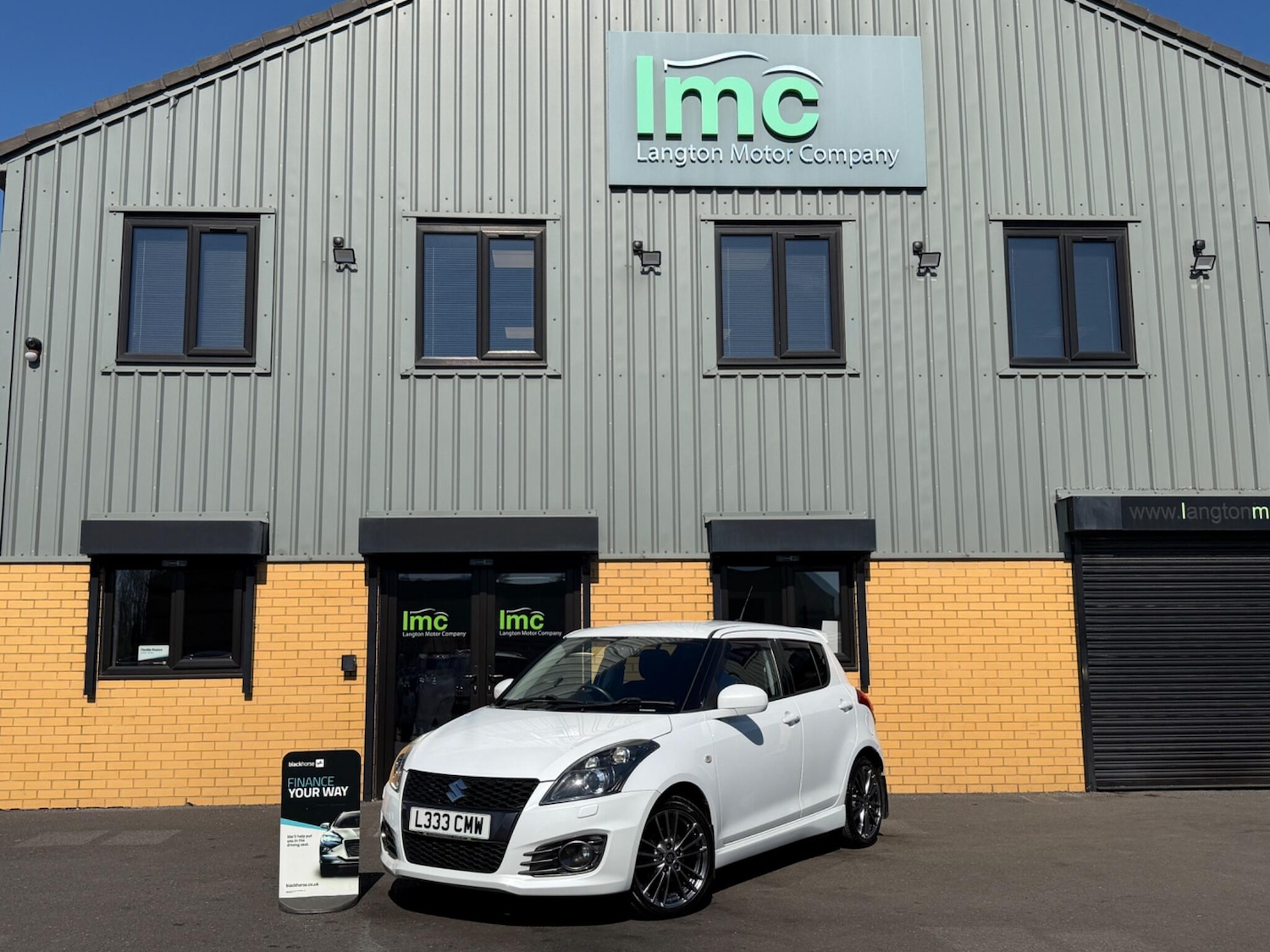 Used Suzuki Swift 2016 for sale - 78170294: Photo 2