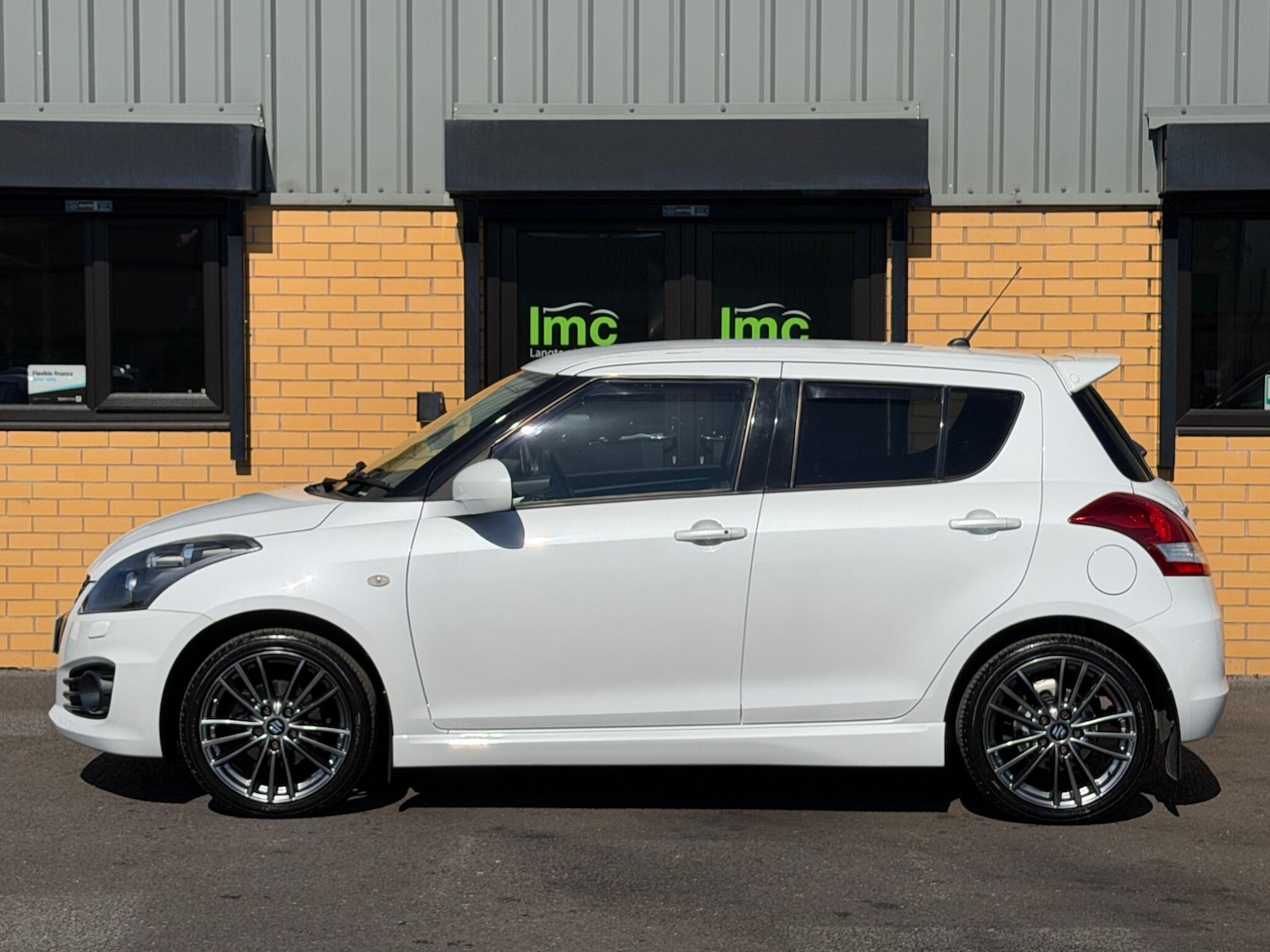 Used Suzuki Swift 2016 for sale - 78170294: Photo 20