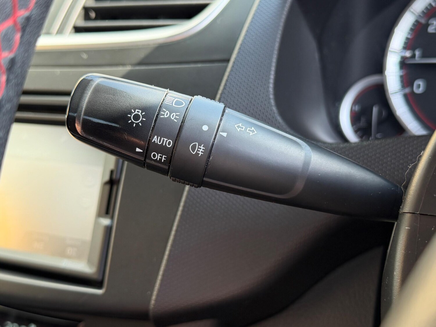 Used Suzuki Swift 2016 for sale - 78170294: Photo 38