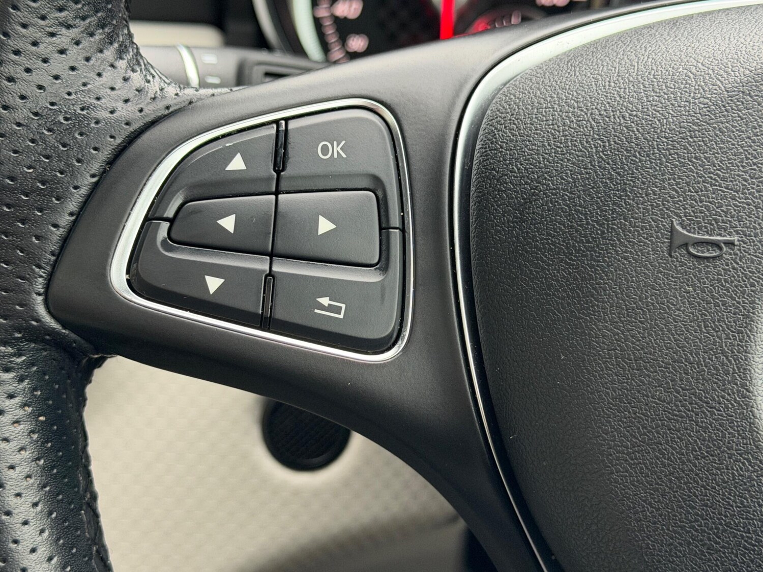 Used Mercedes-Benz A-Class 2016 for sale - 77468137: Photo 47