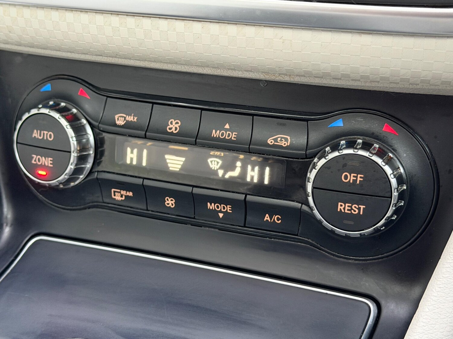 Used Mercedes-Benz A-Class 2016 for sale - 77468137: Photo 56