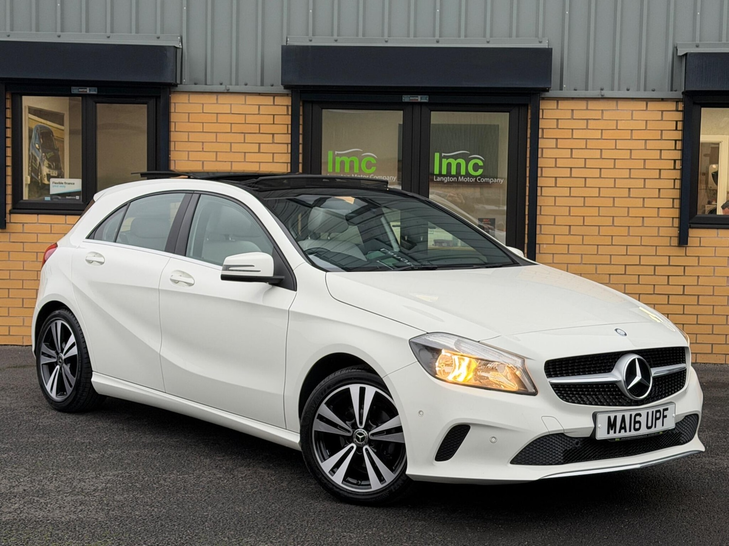 Used Mercedes-Benz A-Class 2016 for sale - 77468137: Photo 8