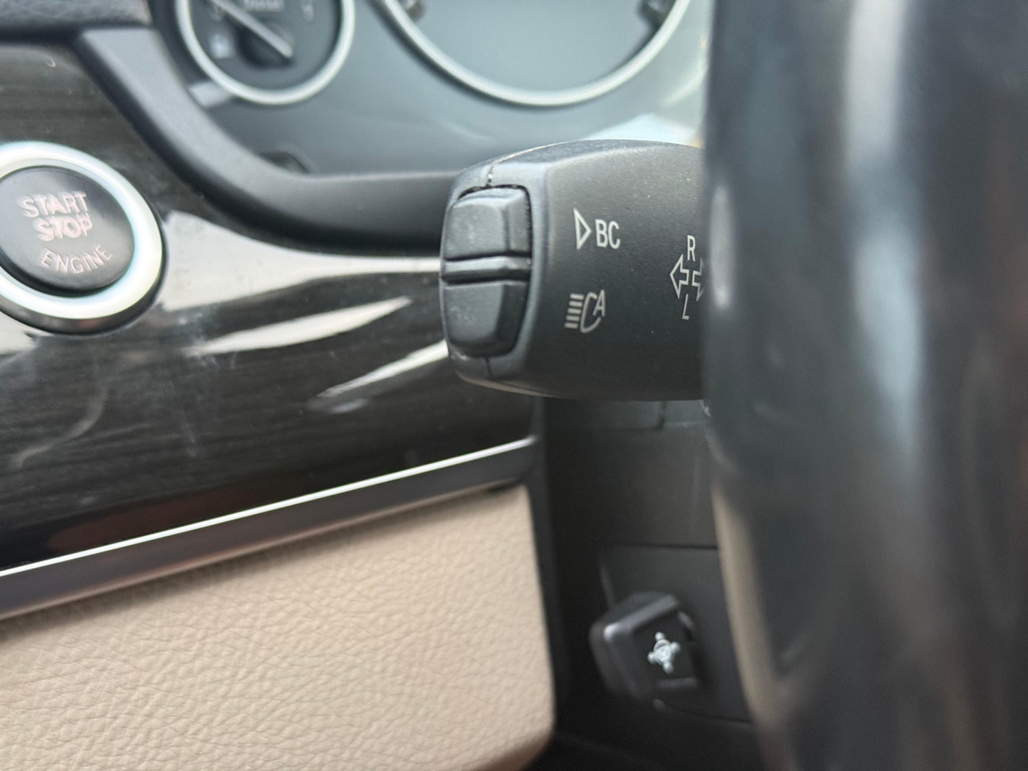 Used BMW 5 Series 2010 for sale - 76134355: Photo 16