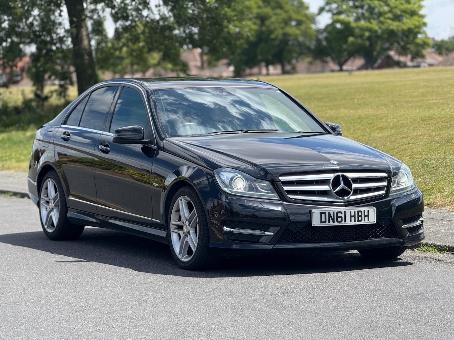 Used Mercedes-Benz C Class 2011 for sale - 76127501: Photo 1