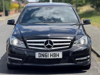Used Mercedes-Benz C-Class 2011 for sale - 76127501: Photo