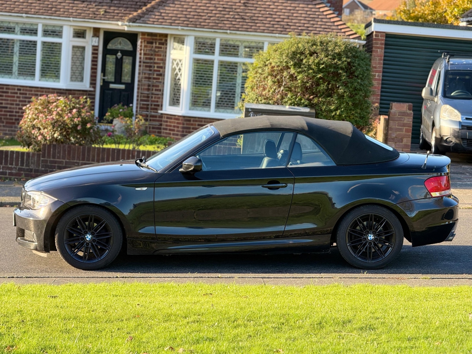 Used BMW 1 Series 2011 for sale - 76445900: Photo 11