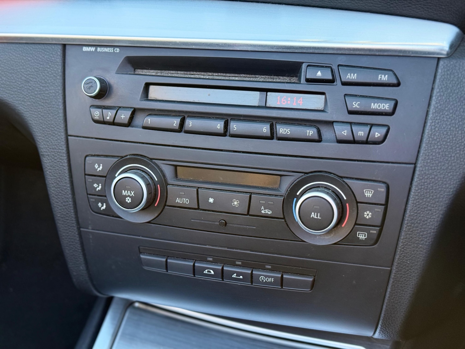 Used BMW 1 Series 2011 for sale - 76445900: Photo 20