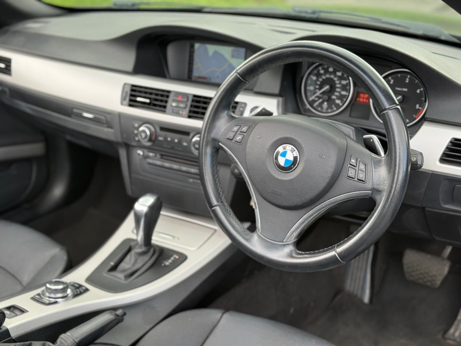 Used BMW 3 Series 2010 for sale - 76374810: Photo 18