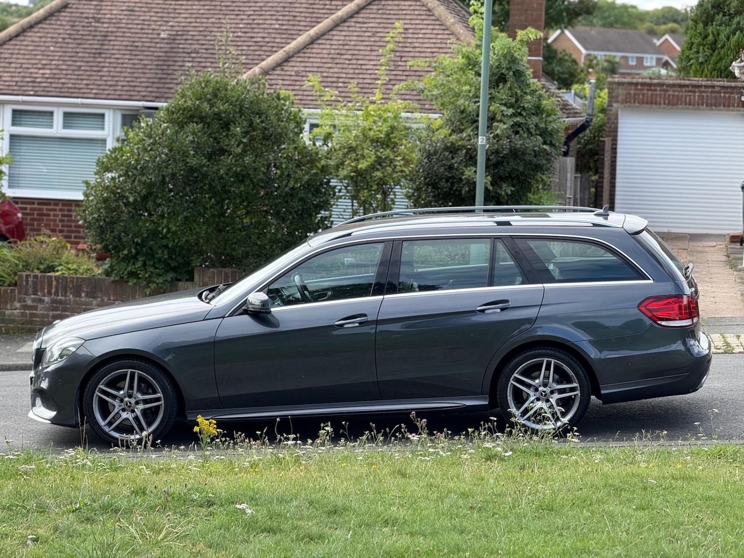 Used Mercedes-Benz E Class 2014 for sale - 76134576: Photo 4