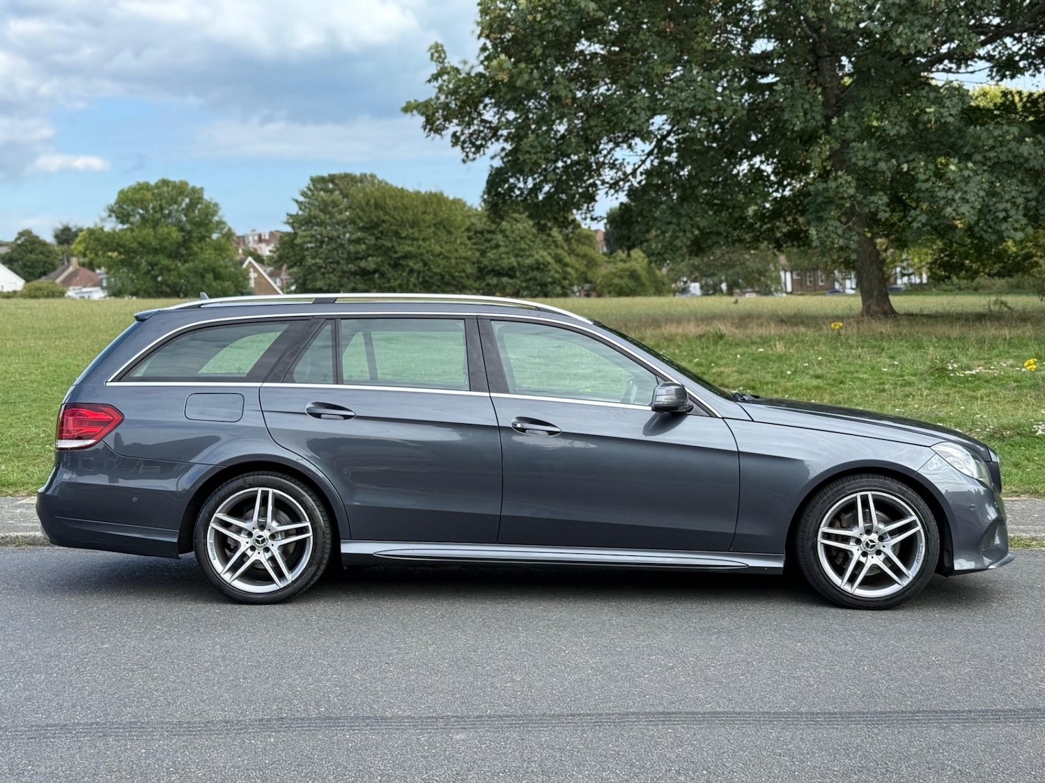 Used Mercedes-Benz E Class 2014 for sale - 76134576: Photo 8