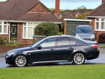 Used BMW 5 Series 2009 for sale - 76444310: Photo