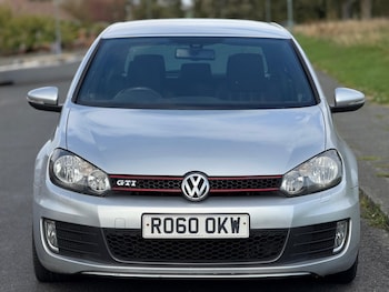 Used Volkswagen Golf 2010 for sale - 76130379: Photo