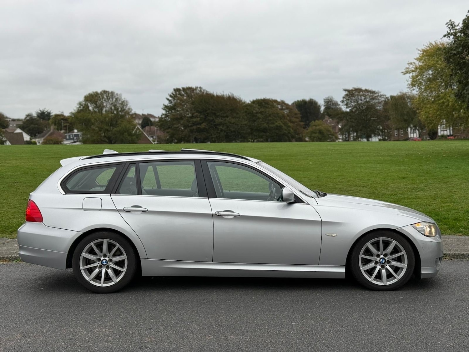 Used BMW 3 Series 2010 for sale - 76192137: Photo 13