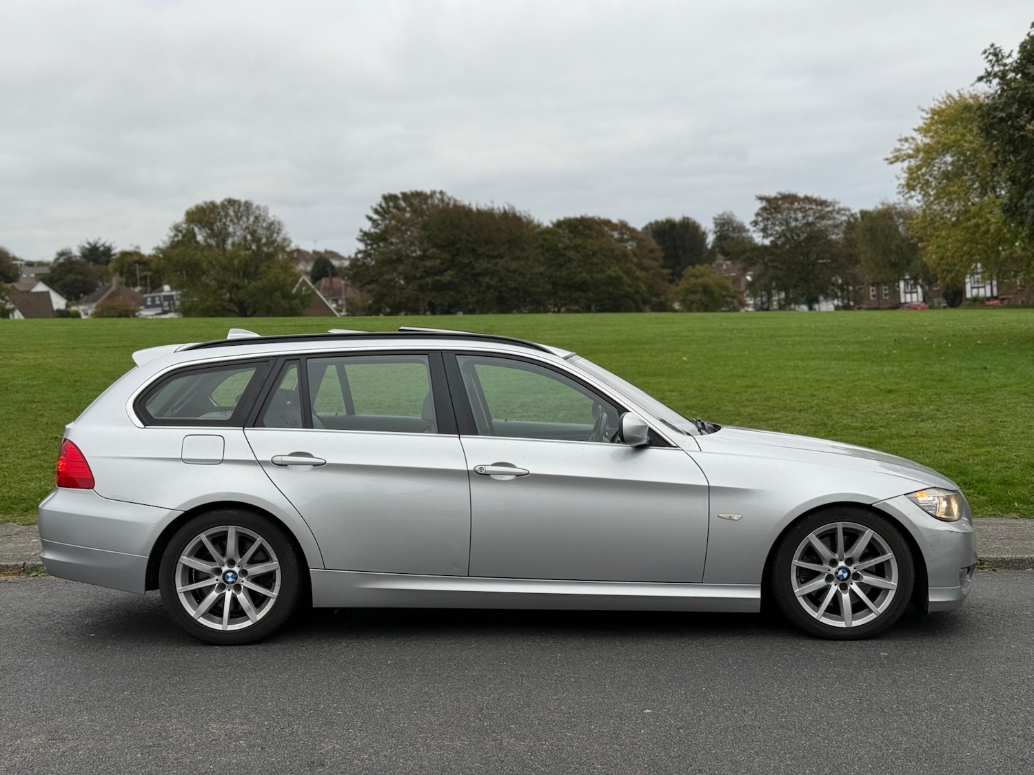 Used BMW 3 Series 2010 for sale - 76192137: Photo 14