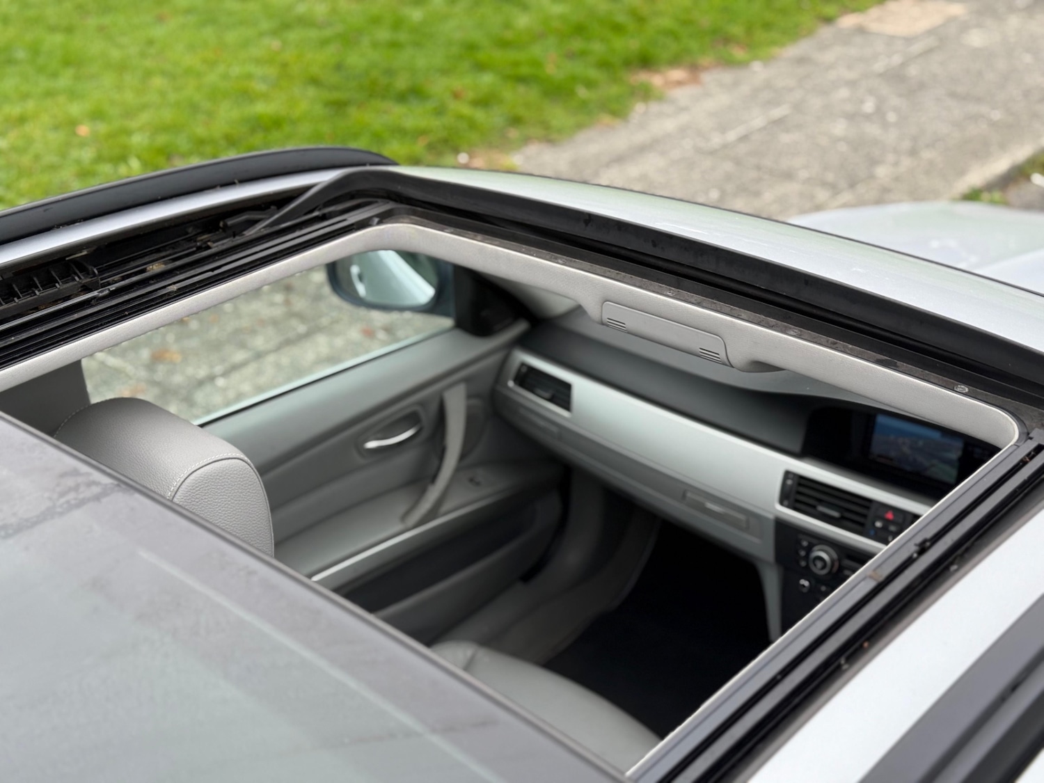 Used BMW 3 Series 2010 for sale - 76192137: Photo 20