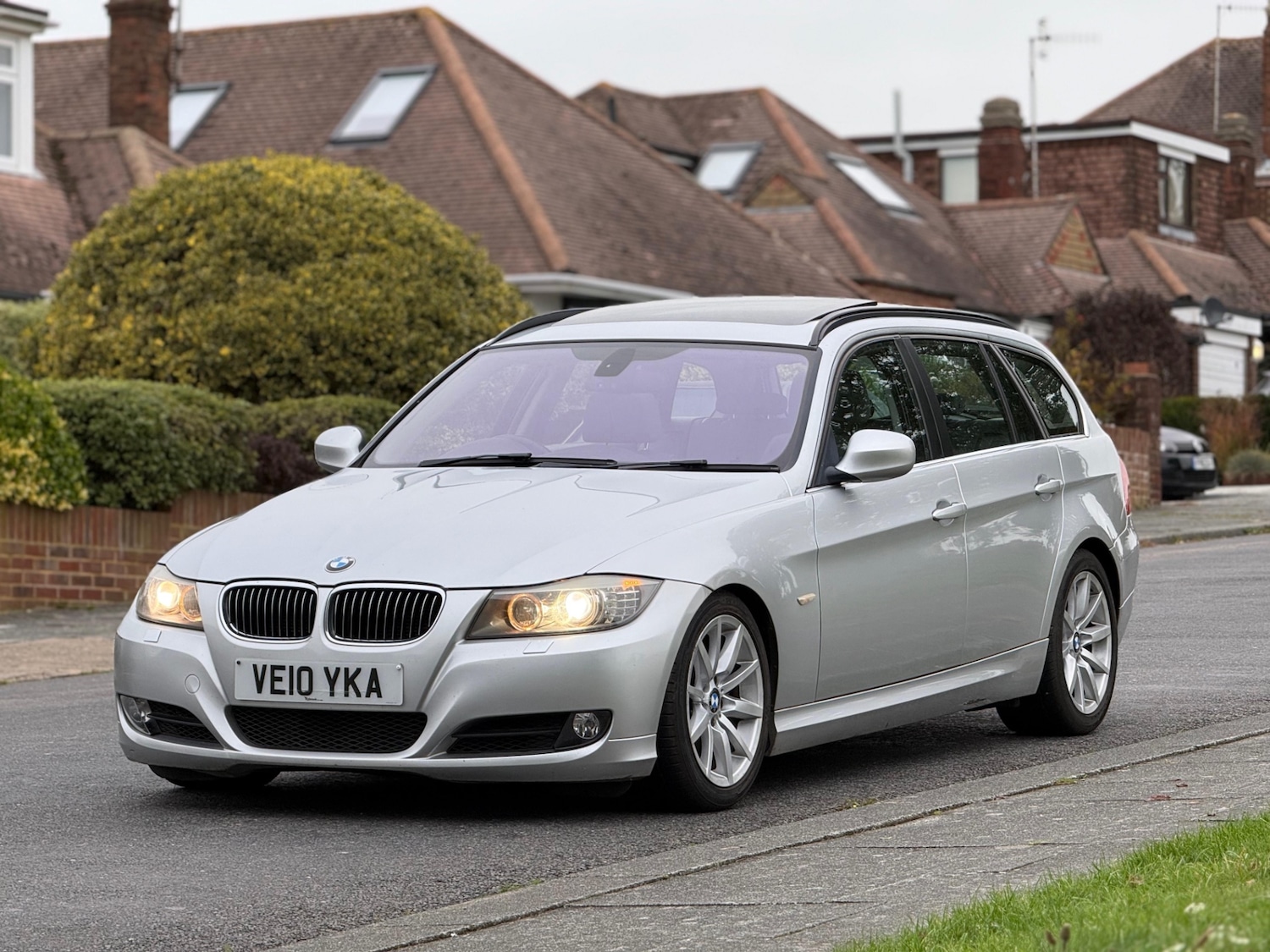 Used BMW 3 Series 2010 for sale - 76192137: Photo 5