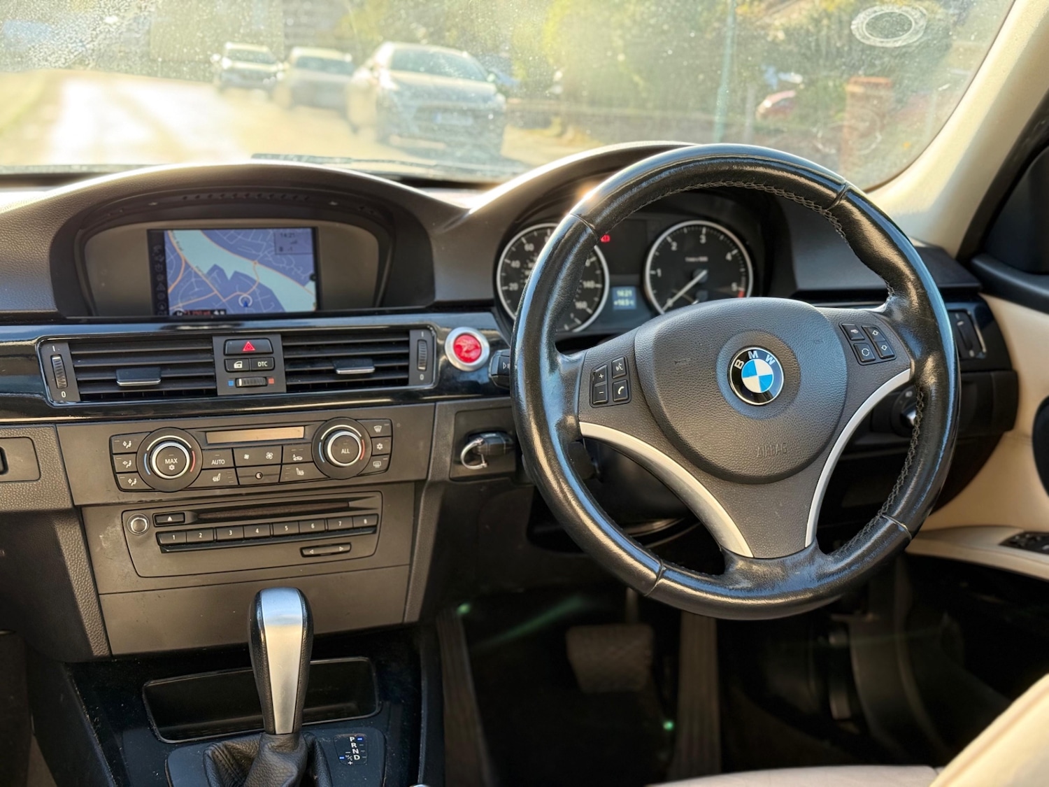 Used BMW 3 Series 2011 for sale - 76440055: Photo 12