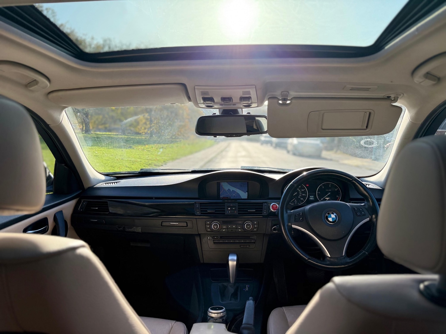 Used BMW 3 Series 2011 for sale - 76440055: Photo 13