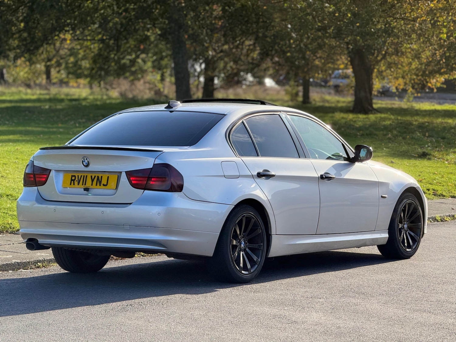 Used BMW 3 Series 2011 for sale - 76440055: Photo 7