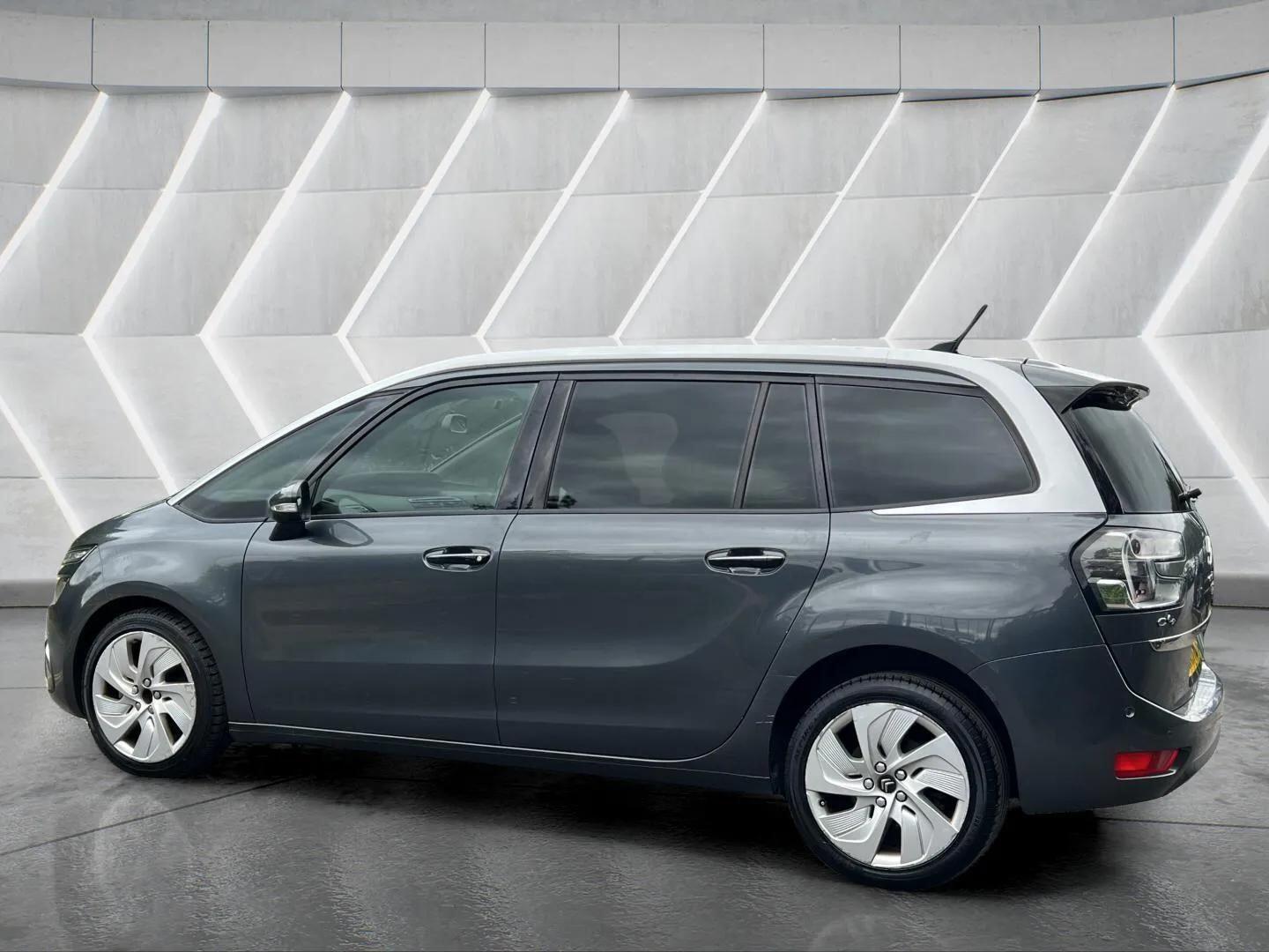 Used Citroen C4 Grand Picasso 2017 for sale - 76598493: Photo 12