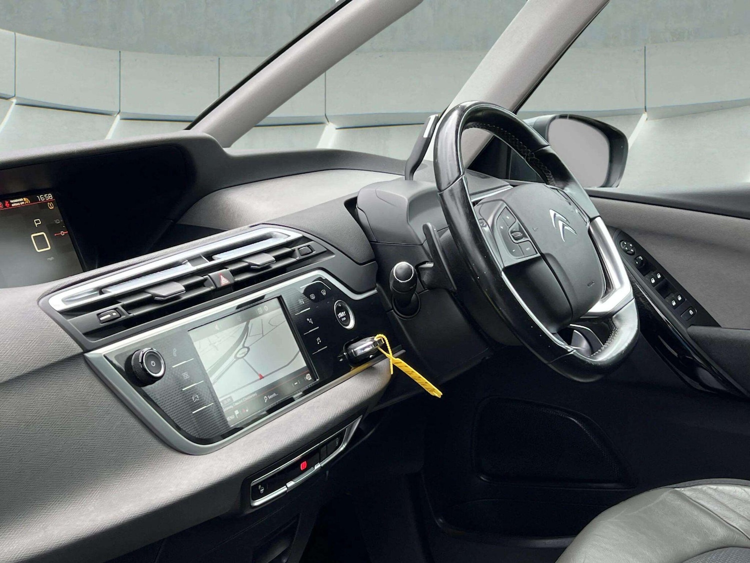 Used Citroen C4 Grand Picasso 2017 for sale - 76598493: Photo 21