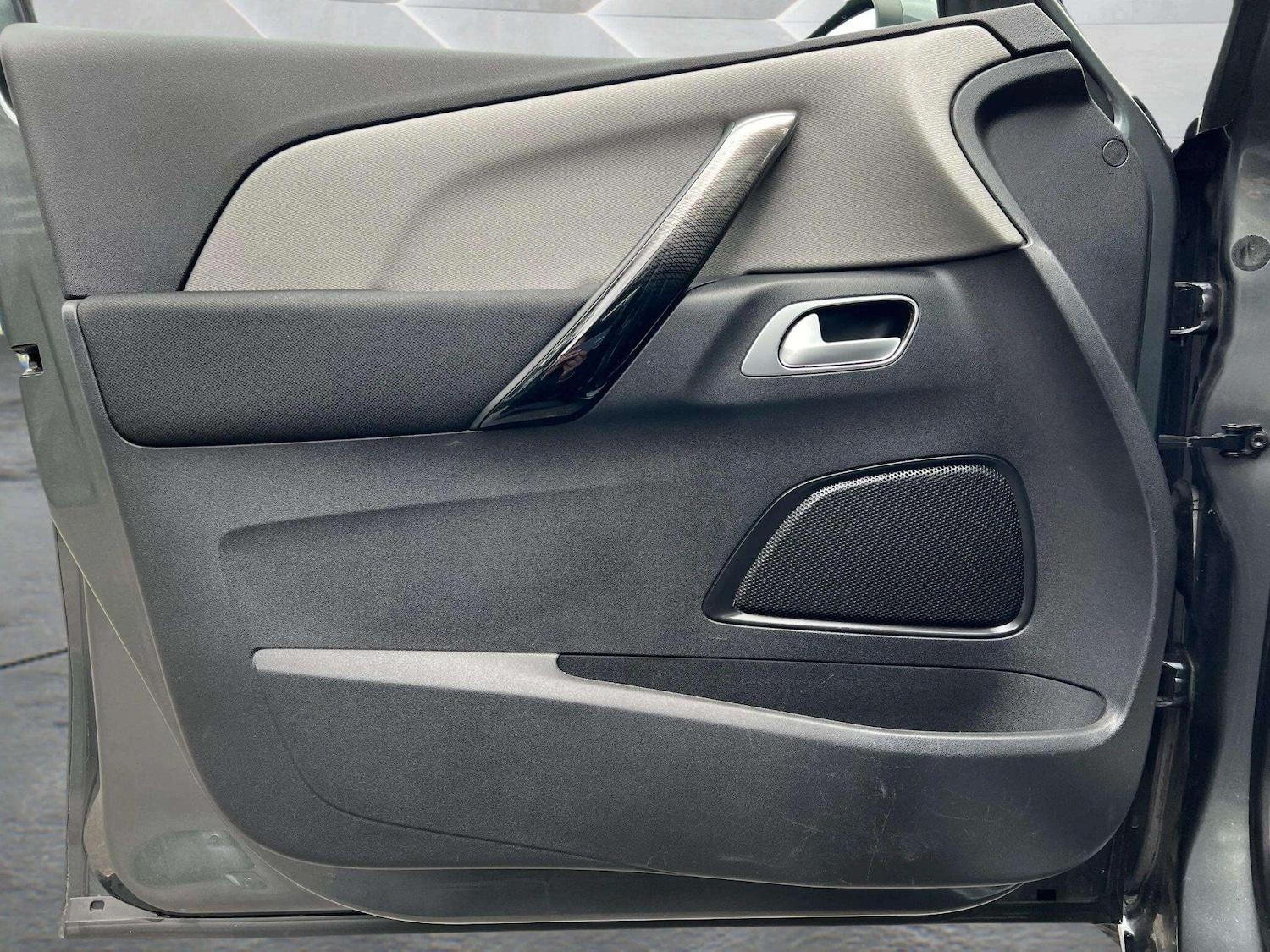 Used Citroen C4 Grand Picasso 2017 for sale - 76598493: Photo 38