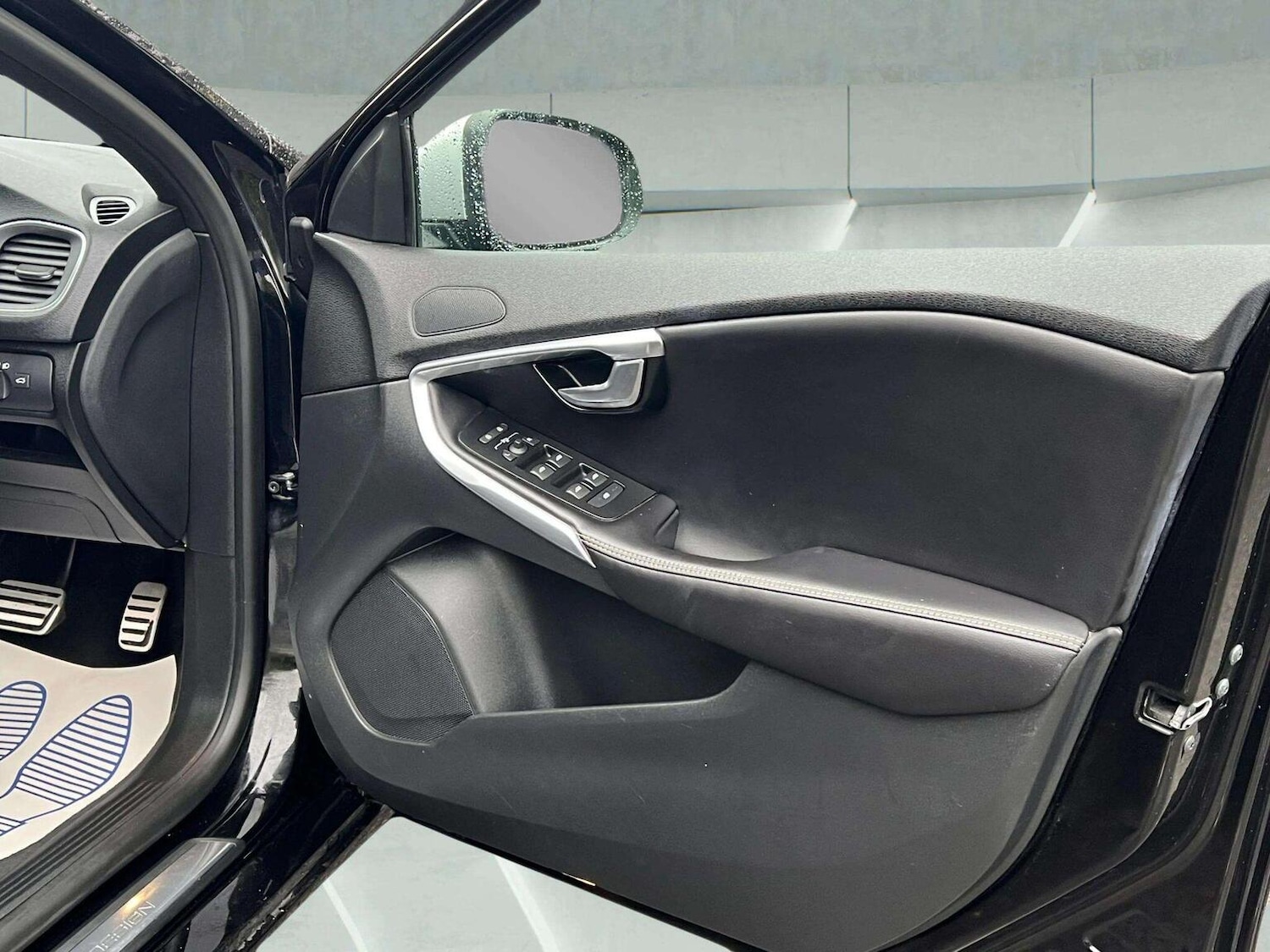 Used Volvo V40 2019 for sale - 76566621: Photo 17