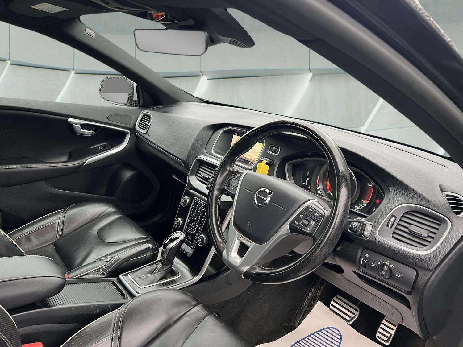 Used Volvo V40 2019 for sale - 76566621: Photo 22