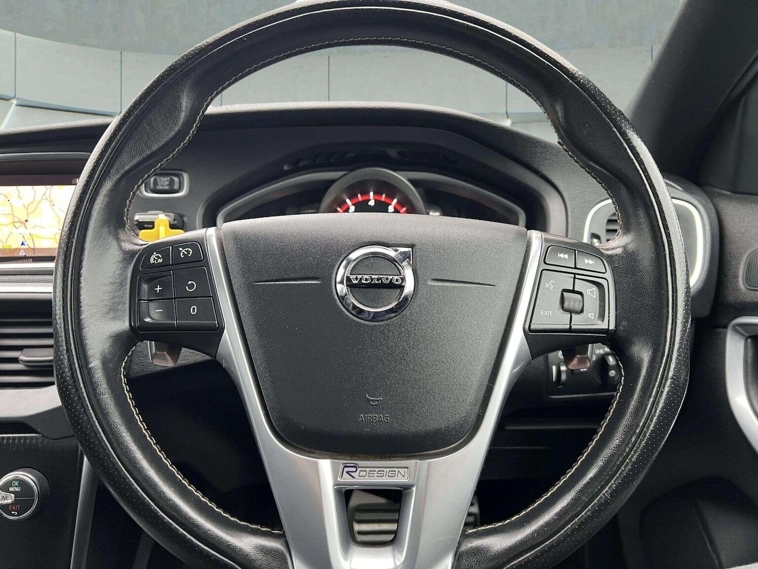 Used Volvo V40 2019 for sale - 76566621: Photo 23