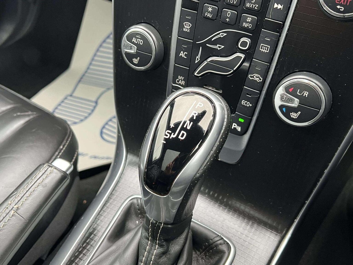 Used Volvo V40 2019 for sale - 76566621: Photo 35