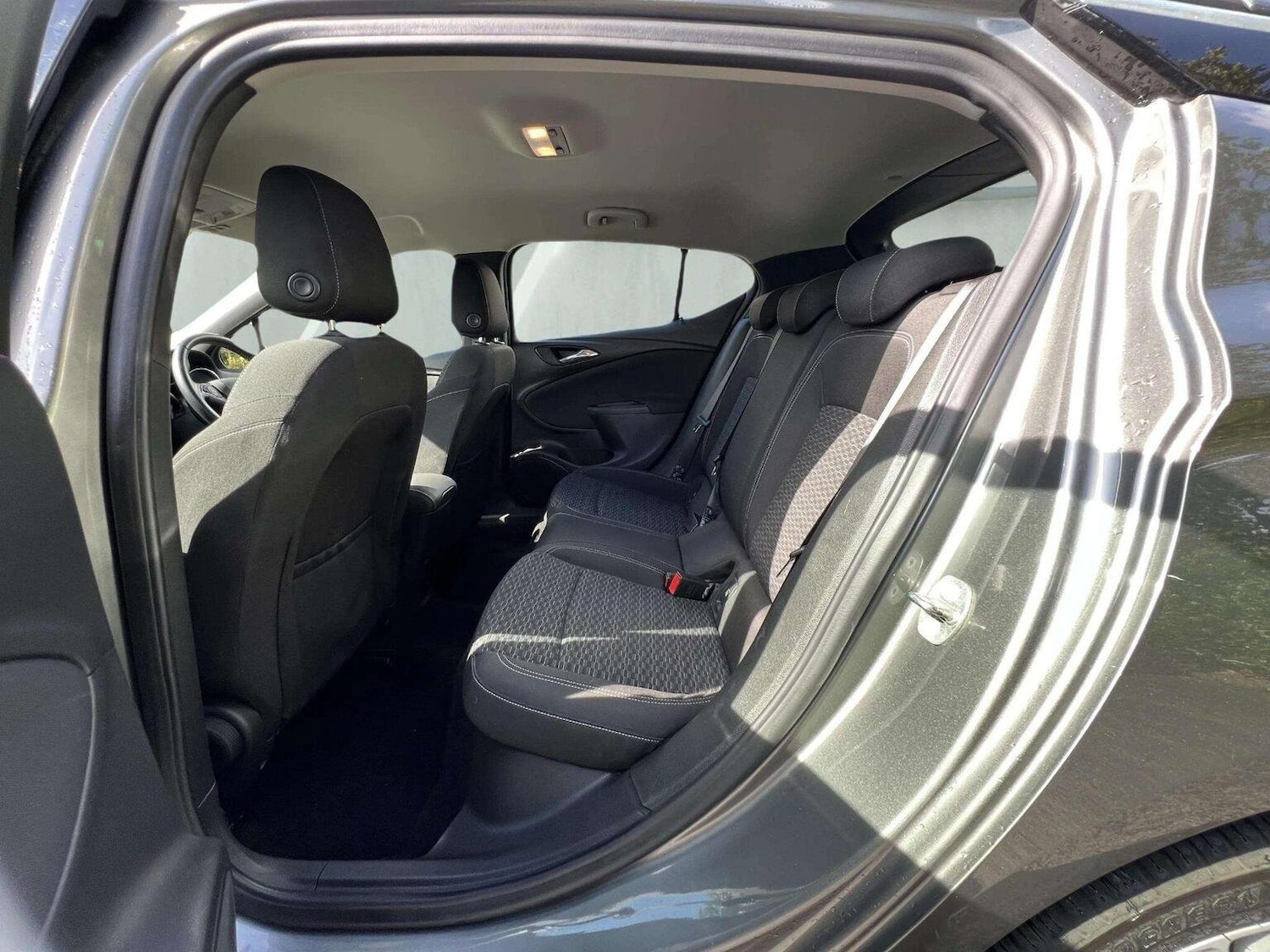Vehicle 28
