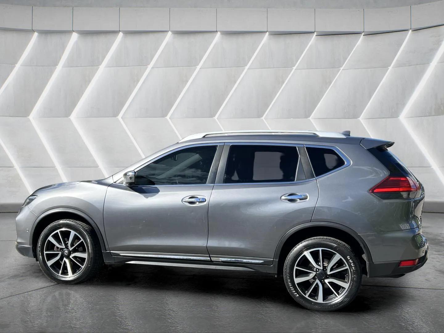 Used Nissan X-Trail 2017 for sale - 76598466: Photo 10