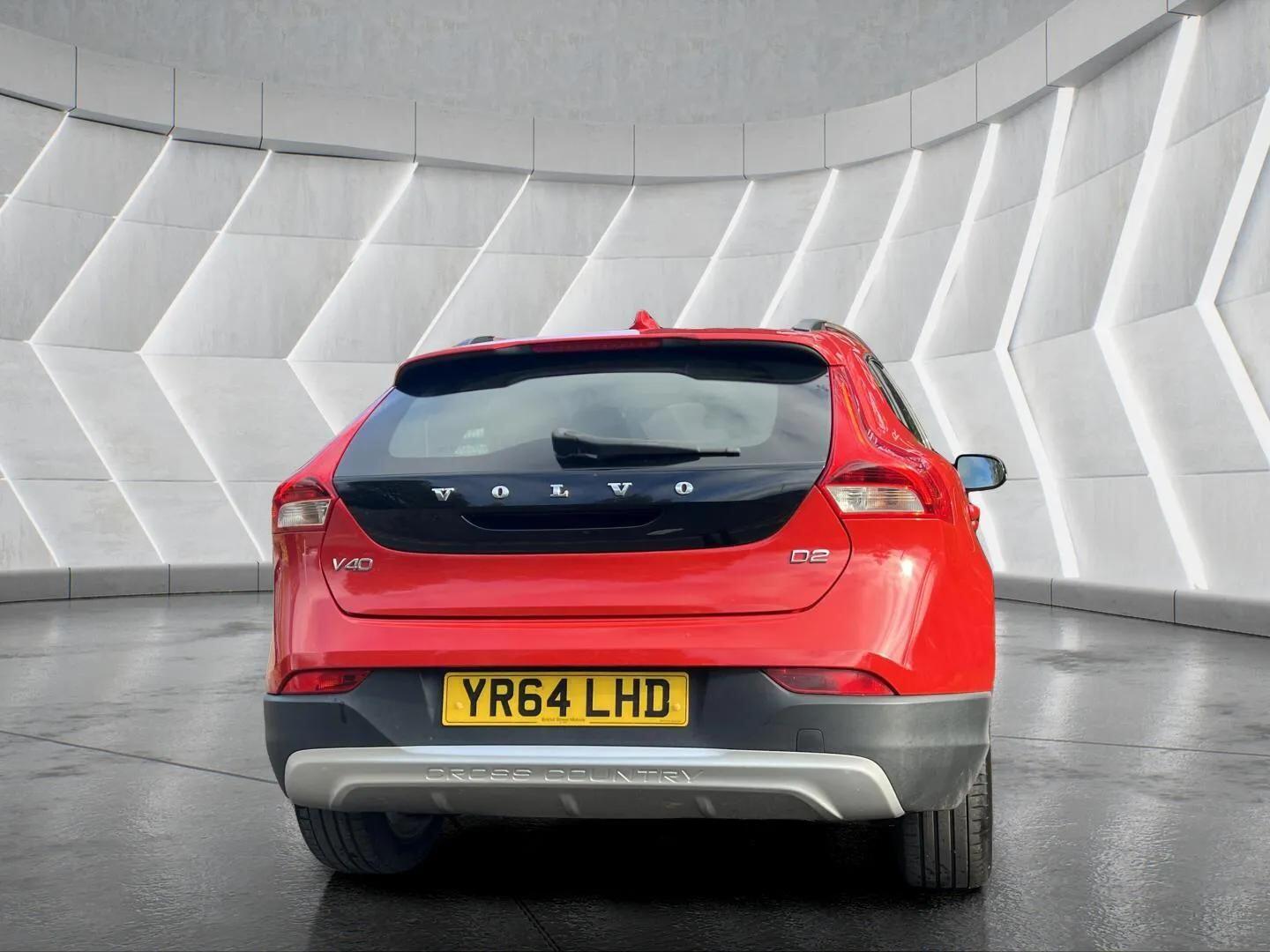 Used Volvo V40 2014 for sale - 76598459: Photo 16