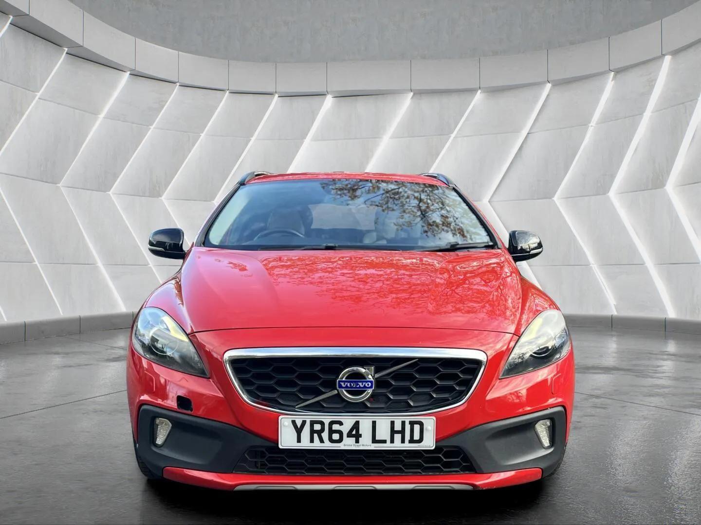 Used Volvo V40 2014 for sale - 76598459: Photo 6