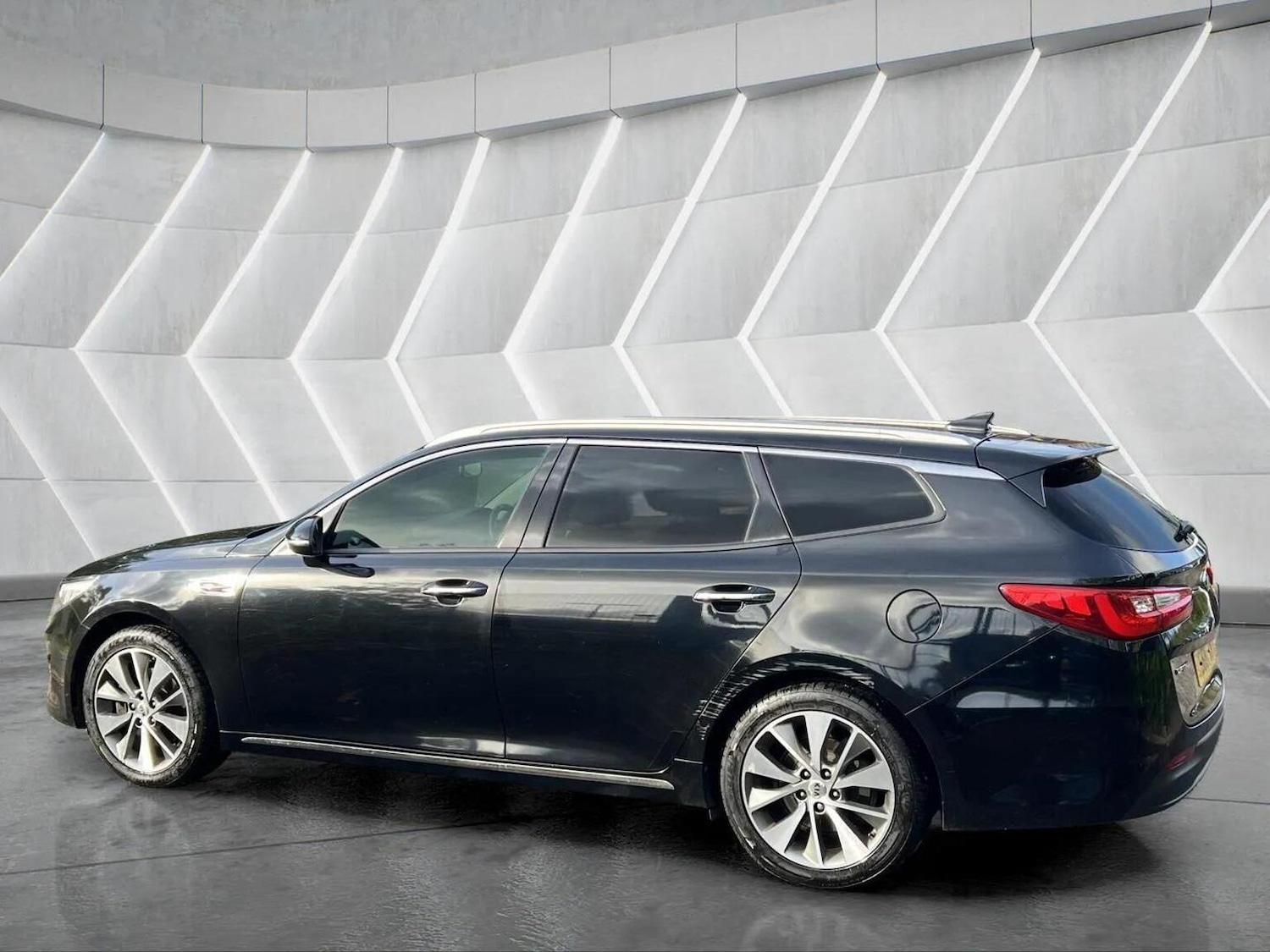 Used Kia Optima 2018 for sale - 76566662: Photo 5