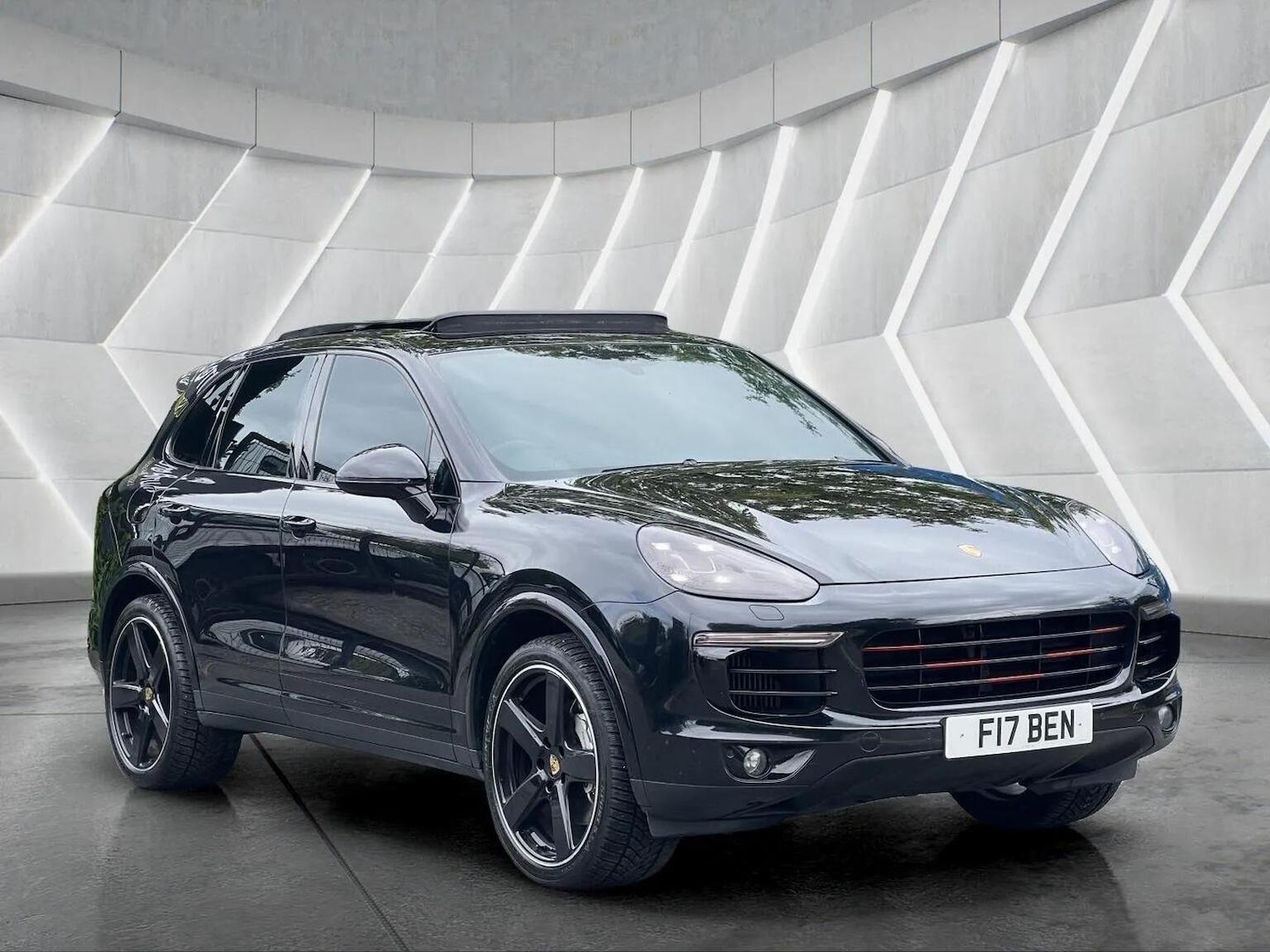 Used Porsche Cayenne 2017 for sale - 76566658: Photo 13