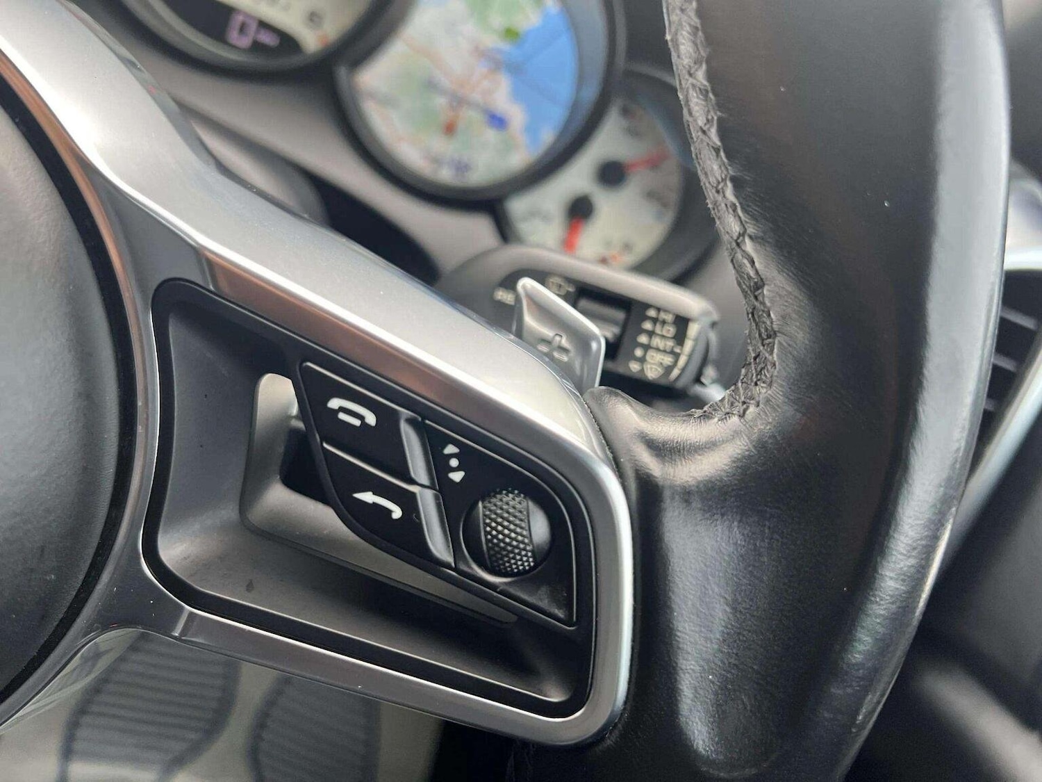 Used Porsche Cayenne 2017 for sale - 76566658: Photo 22