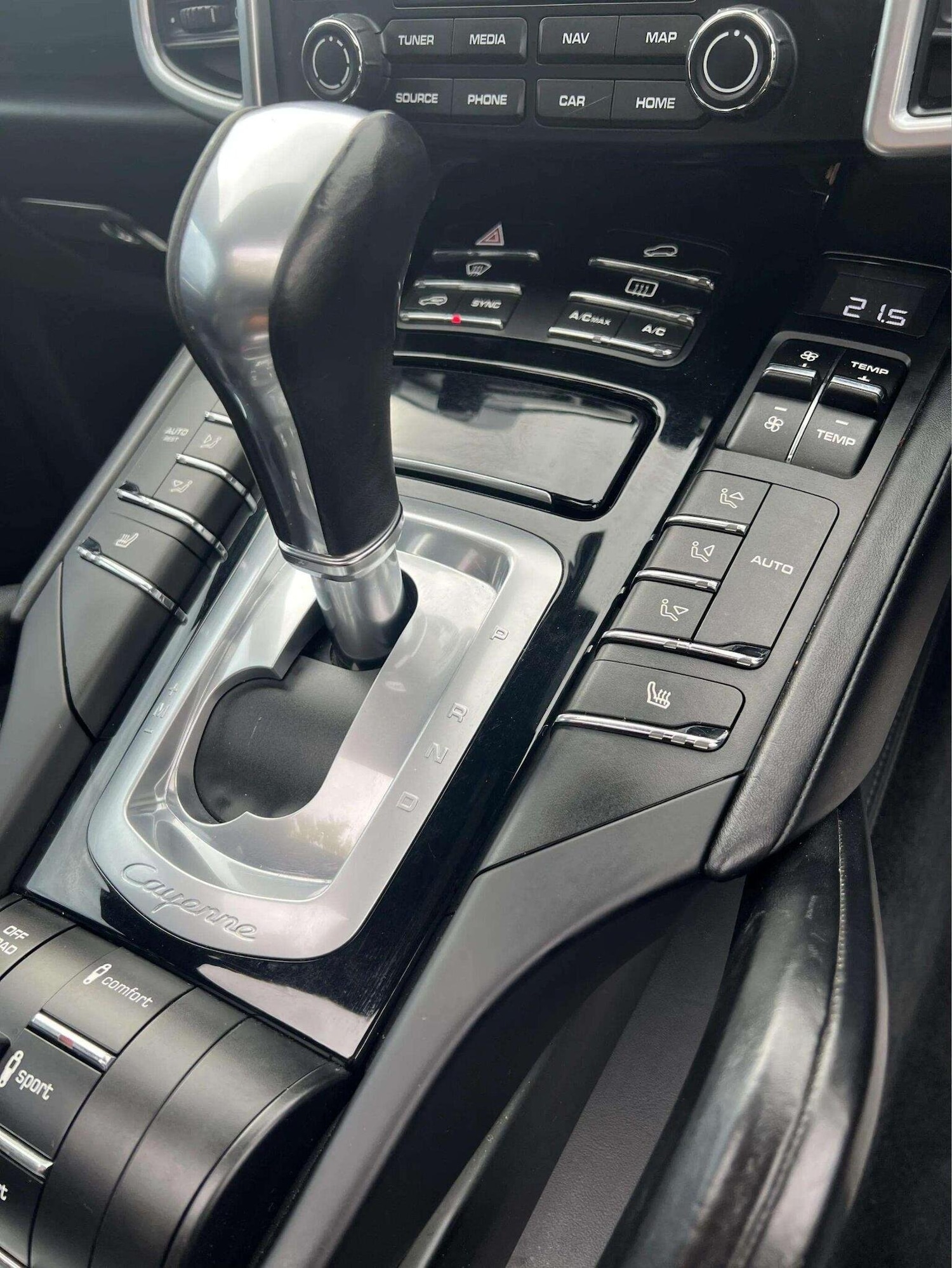 Used Porsche Cayenne 2017 for sale - 76566658: Photo 37