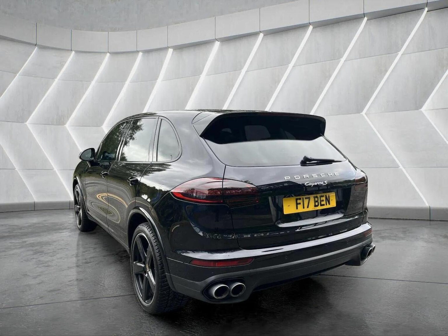 Used Porsche Cayenne 2017 for sale - 76566658: Photo 6