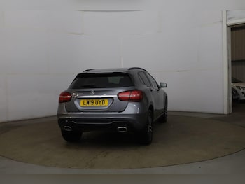 Used Mercedes-Benz GLA 2019 for sale - 76566656: Photo