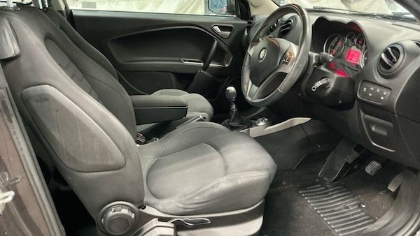 Used Alfa Romeo MiTo 2015 for sale - 76156755: Photo 9